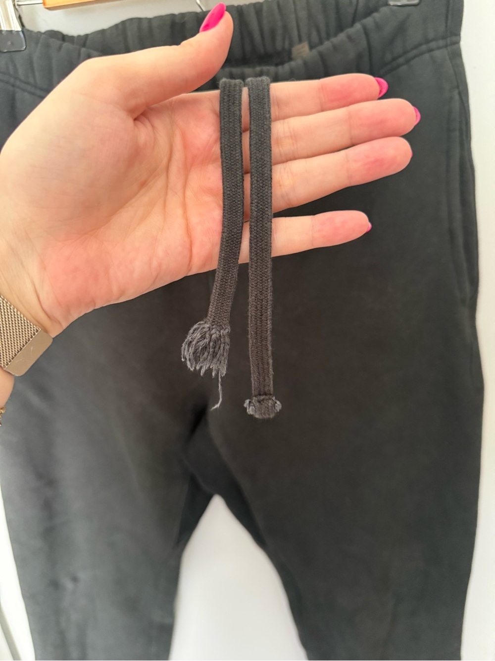 Fear of God Essentials Summer Core Sweatpant 'Black' - Picture 4 of 7
